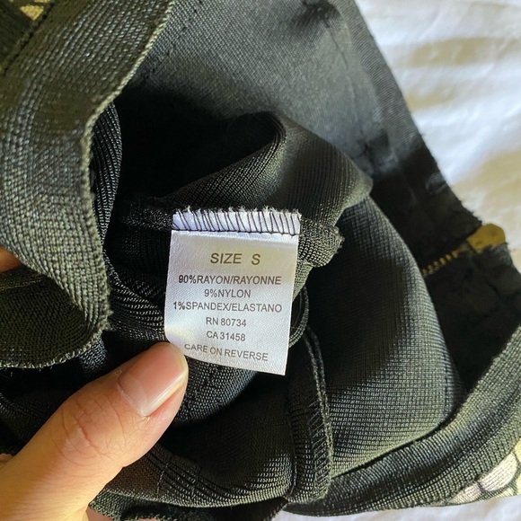 Long sleeve Metallic black small Dress - Picture 7 of 7